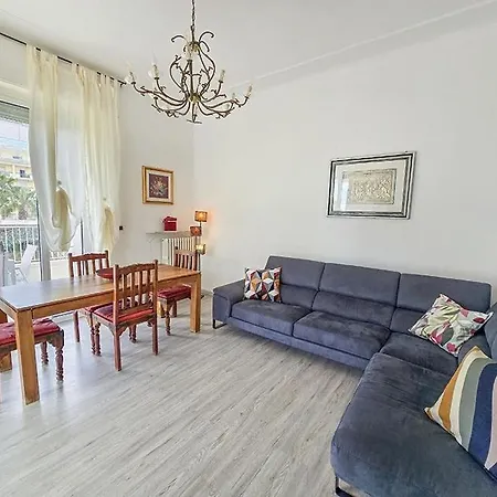 Centralissimo Quadrilocale Giorgini * 산베네데토델트론토